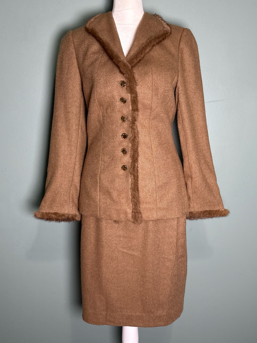 Vtg Escada Camel Hair W/ Mink Trim Blazer Size 34 With Skirt Size 36 Set Career